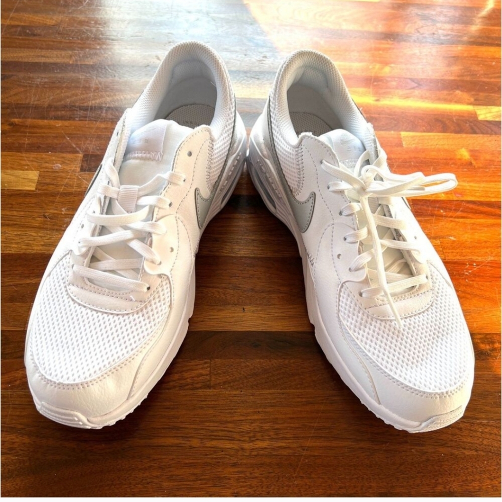 Nike Air Max Excee # CDCD5432-114 White With Gray Mens Sneakers NWOT Sz 9
